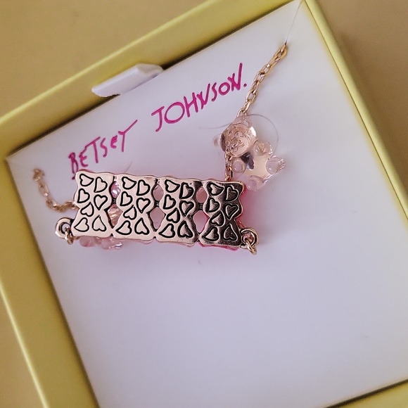 Betsey Johnson Gummy Bear Set - Picture 4 of 6